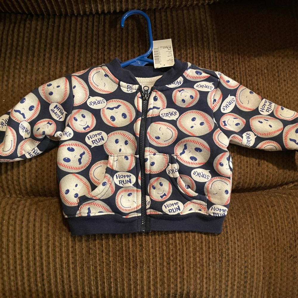 NEW Sweater